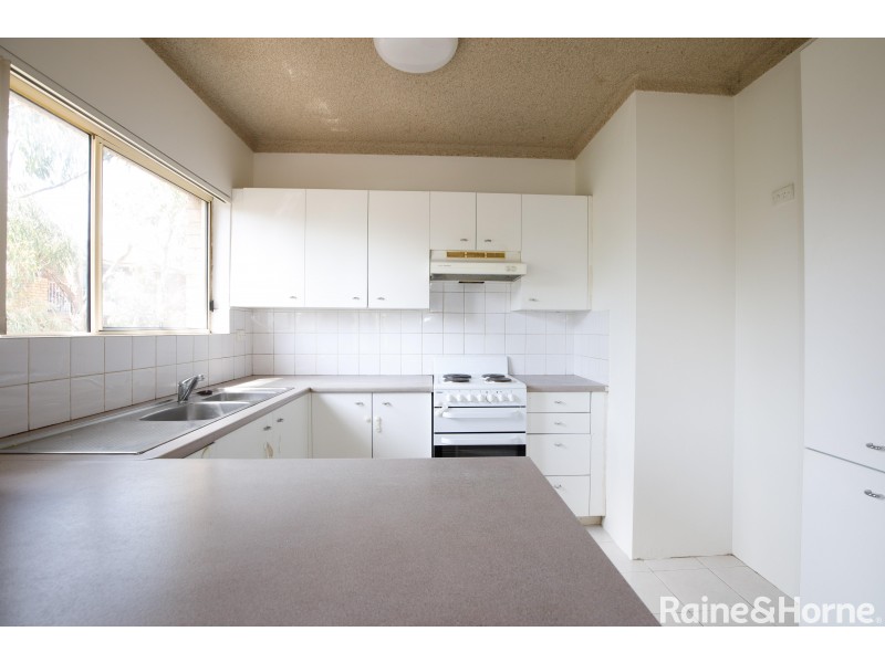 1/22 Priddle Street, Westmead NSW 2145