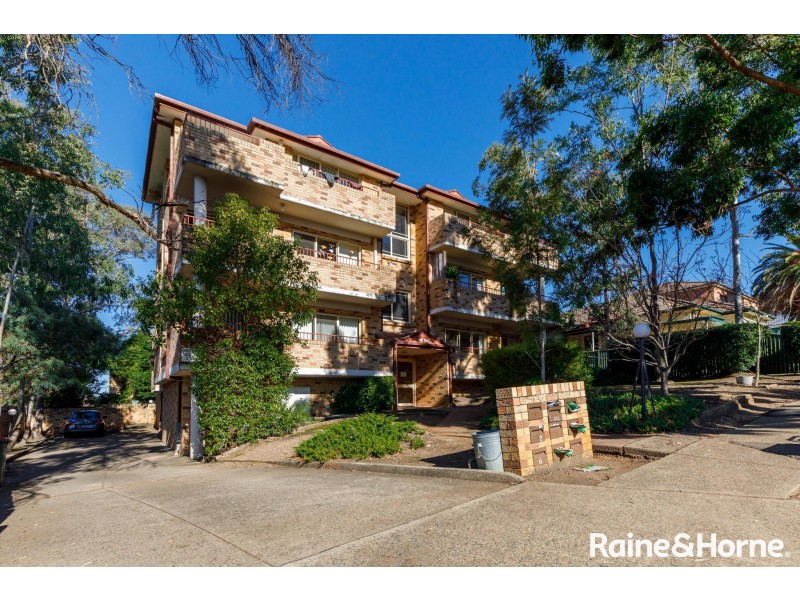 1/22 Priddle Street, Westmead NSW 2145