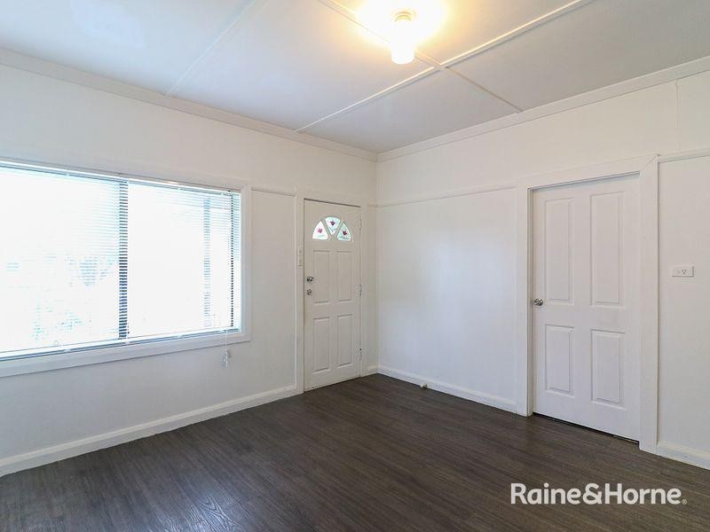 16 Warwick Street, Merrylands NSW 2160