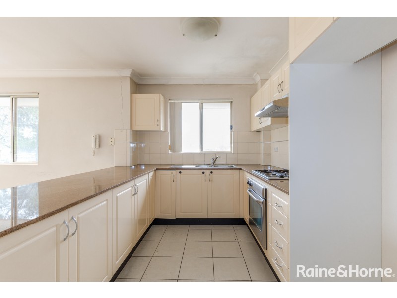 2/54-56 Wigram Street, Harris Park NSW 2150