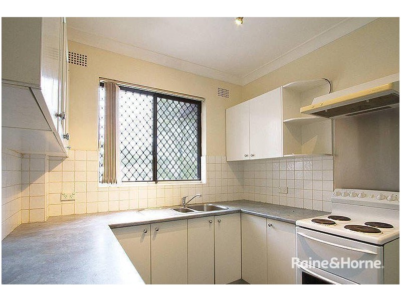 11/24-28 Wigram Street, Harris Park NSW 2150