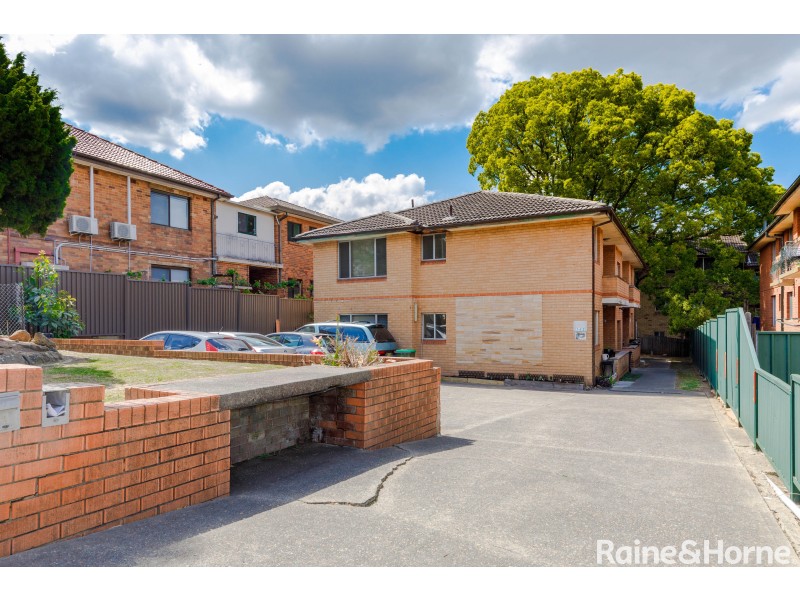 4/143 Good Street, Rosehill NSW 2142