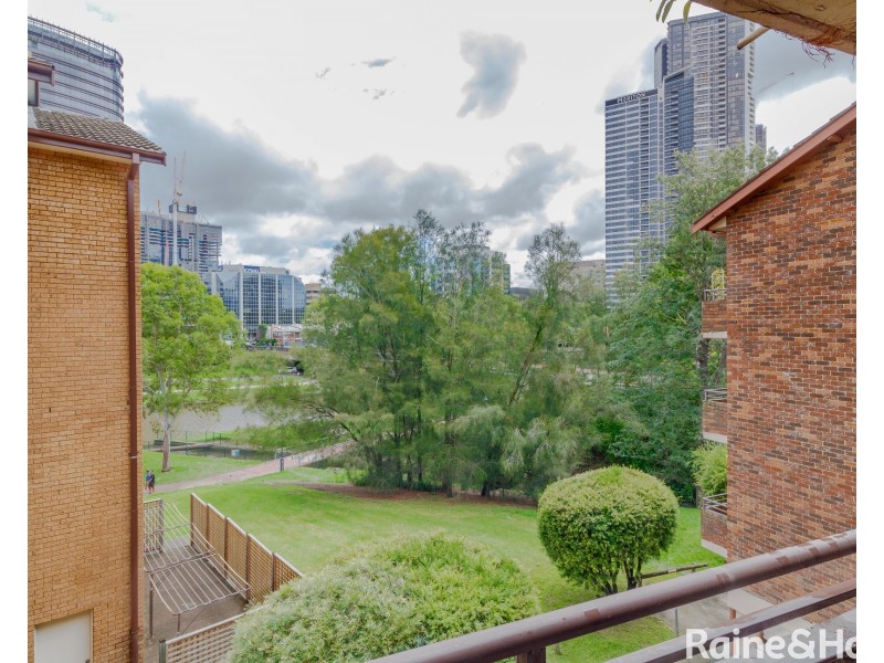 30/7-11 Elizabeth Street, Parramatta NSW 2150