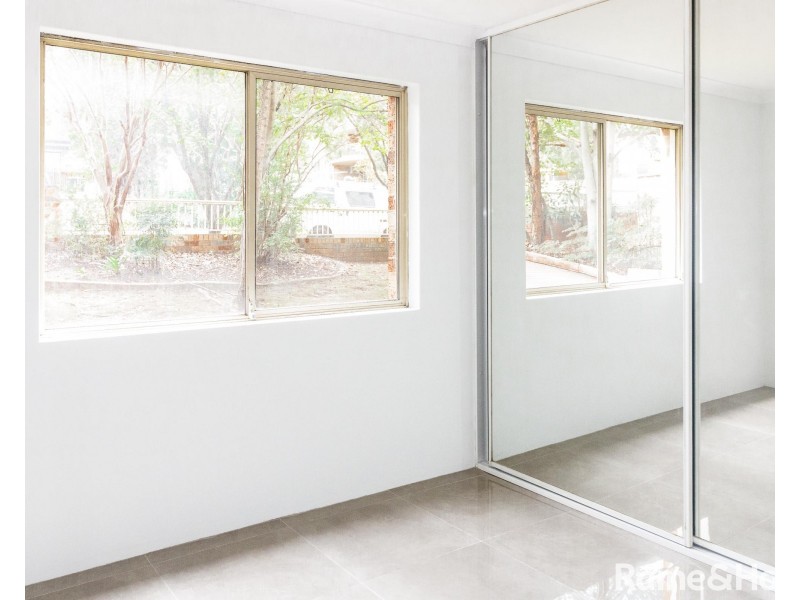 2/72 Meehan Street, Granville NSW 2142