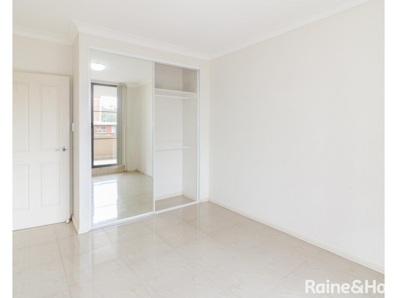 8/1 Hunter Street, Parramatta NSW 2150