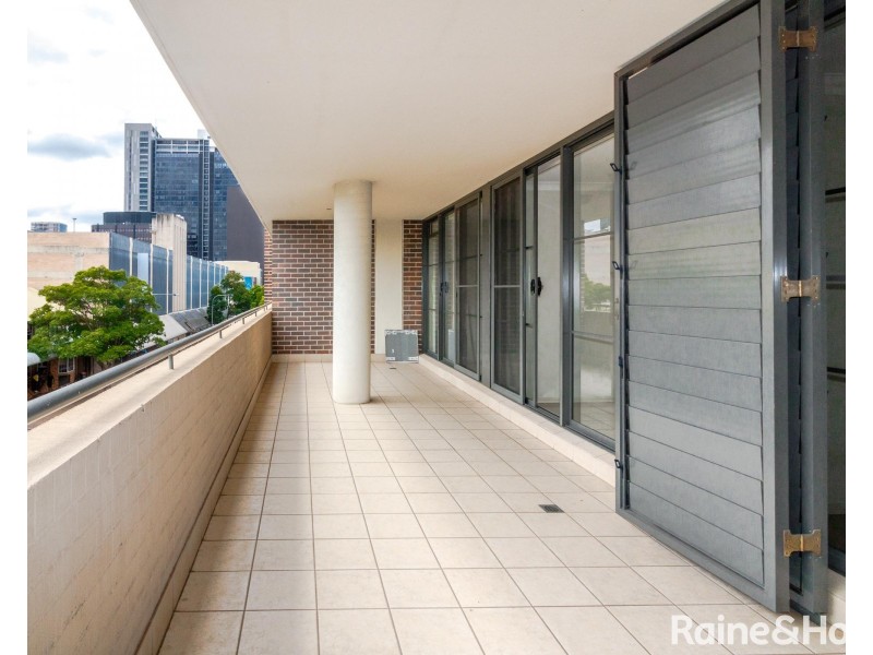 8/1 Hunter Street, Parramatta NSW 2150