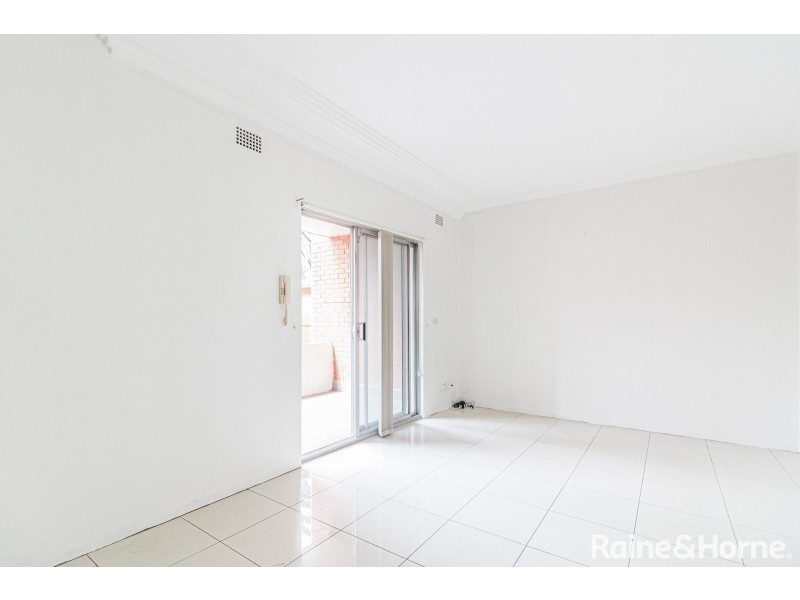 8/28 Early Street, Parramatta NSW 2150