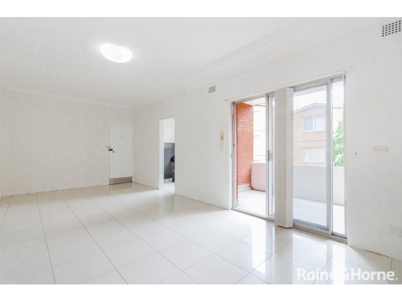 8/28 Early Street, Parramatta NSW 2150
