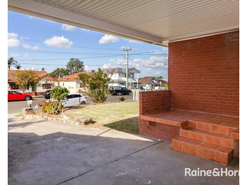 11 Pemberton Street, Parramatta NSW 2150