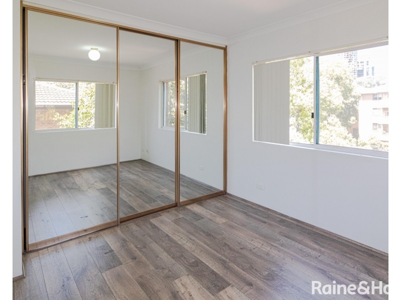 4/4-6 Thomas Street, Parramatta NSW 2150