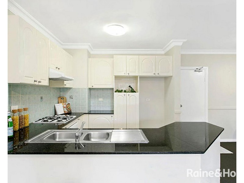 3/27-28 Parkside Lane, Westmead NSW 2145