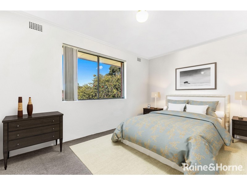 4/33 Bowden Street, Harris Park NSW 2150