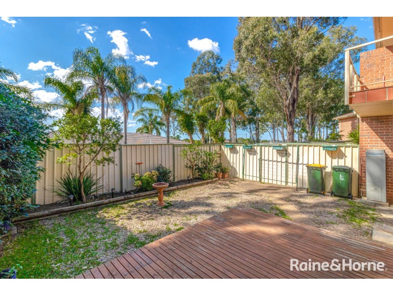2/54 The Crescent, Toongabbie NSW 2146