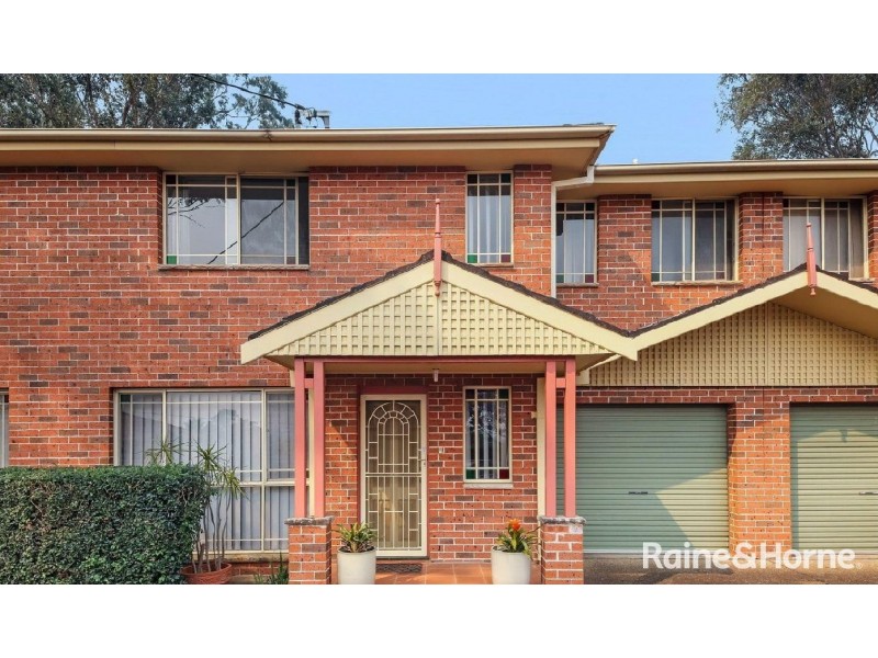2/54 The Crescent, Toongabbie NSW 2146