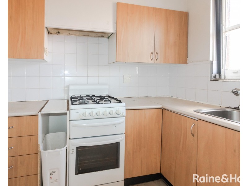 10/12 Dellwood Street (located above Post Office), Granville NSW 2142