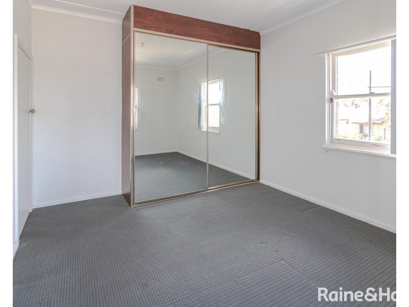 10/12 Dellwood Street (located above Post Office), Granville NSW 2142