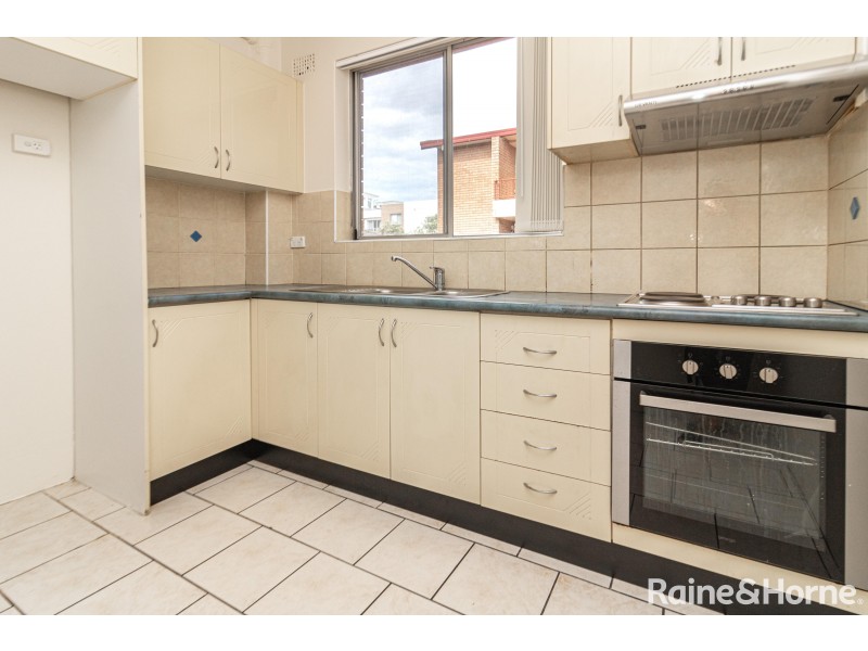 4/11 Station Street, Harris Park NSW 2150