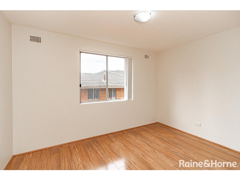 4/11 Station Street, Harris Park NSW 2150