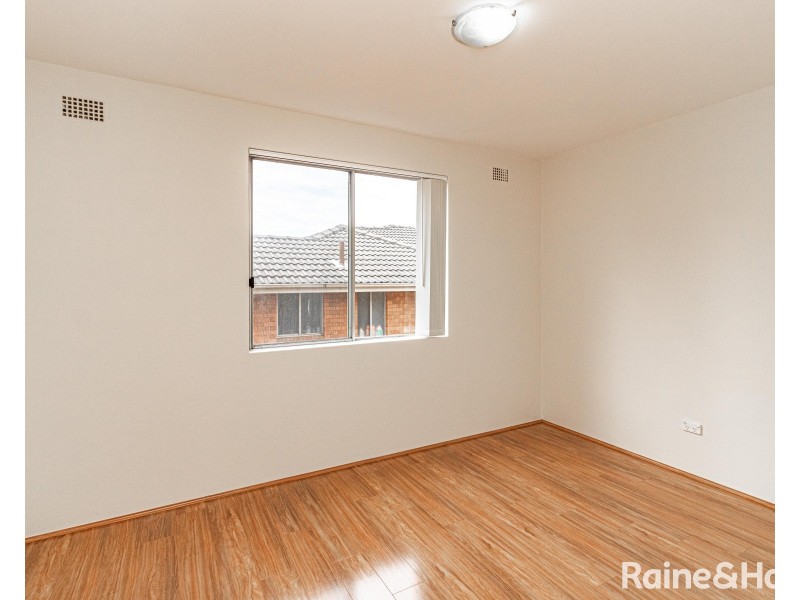 4/11 Station Street, Harris Park NSW 2150