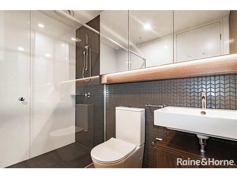 1002/12 Phillip Street, Parramatta NSW 2150