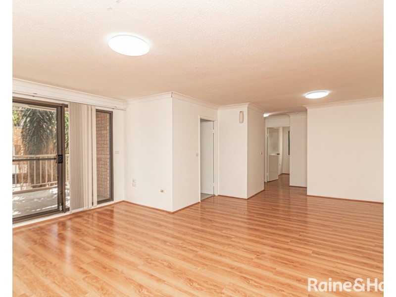 11/2 Charles Street, Parramatta NSW 2150