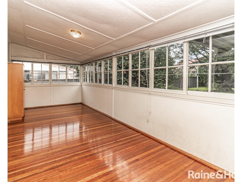 10 Lloyd George Avenue, Concord NSW 2137