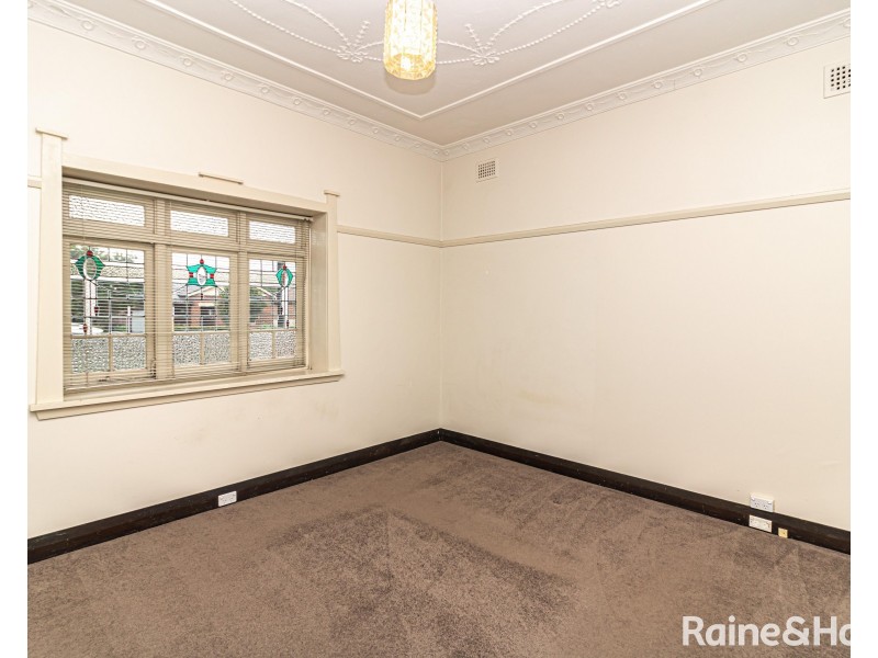 10 Lloyd George Avenue, Concord NSW 2137