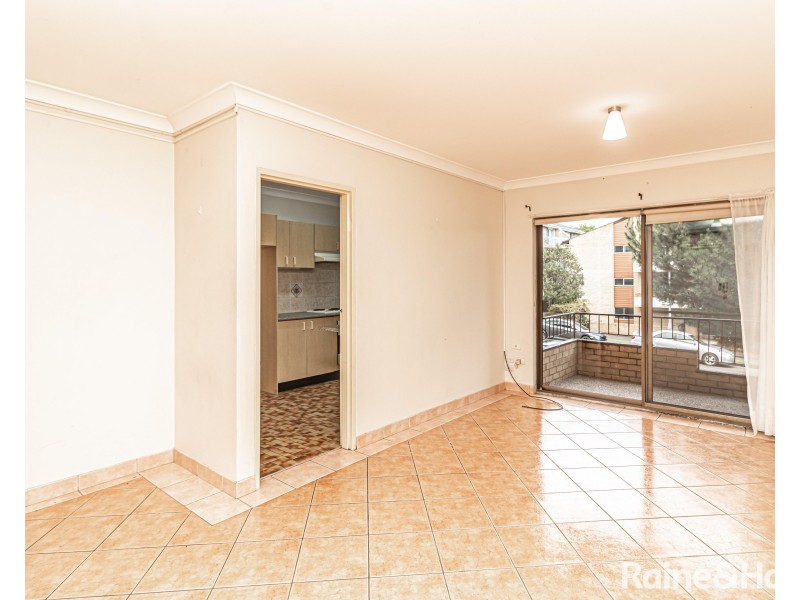 2/2 Elizabeth Street, Parramatta NSW 2150
