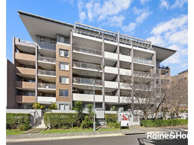 31/4-10 Benedict Court, Holroyd NSW 2142