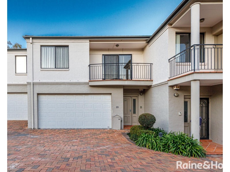 21/4 Hindle Terrace, Bella Vista NSW 2153