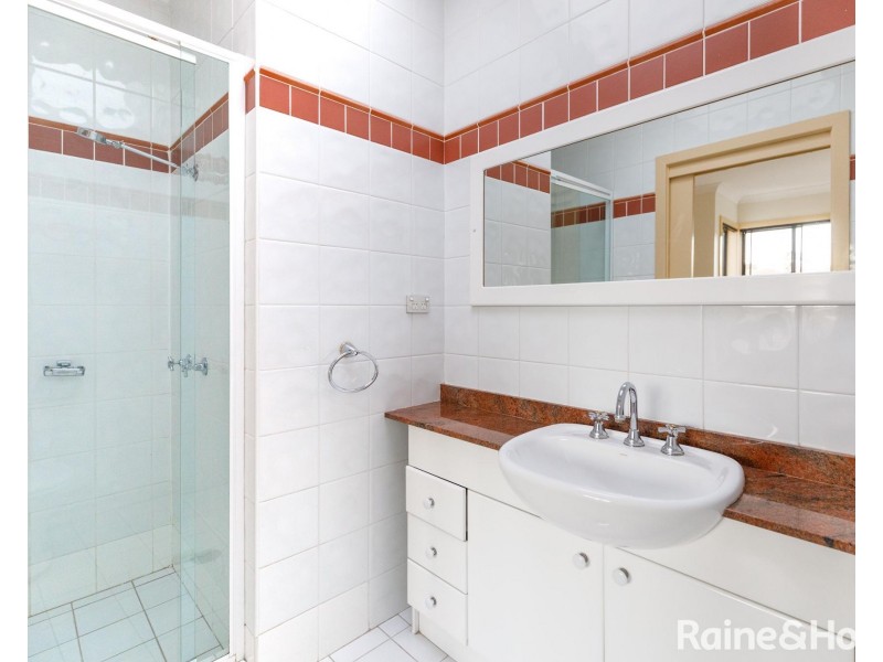 21/4 Hindle Terrace, Bella Vista NSW 2153