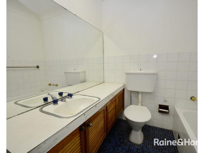 8/1 Robertson Street, Parramatta NSW 2150