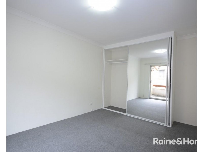 8/1 Robertson Street, Parramatta NSW 2150