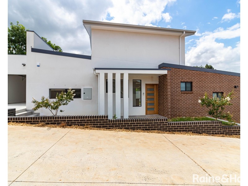 32 Lower Mount Street, Wentworthville NSW 2145