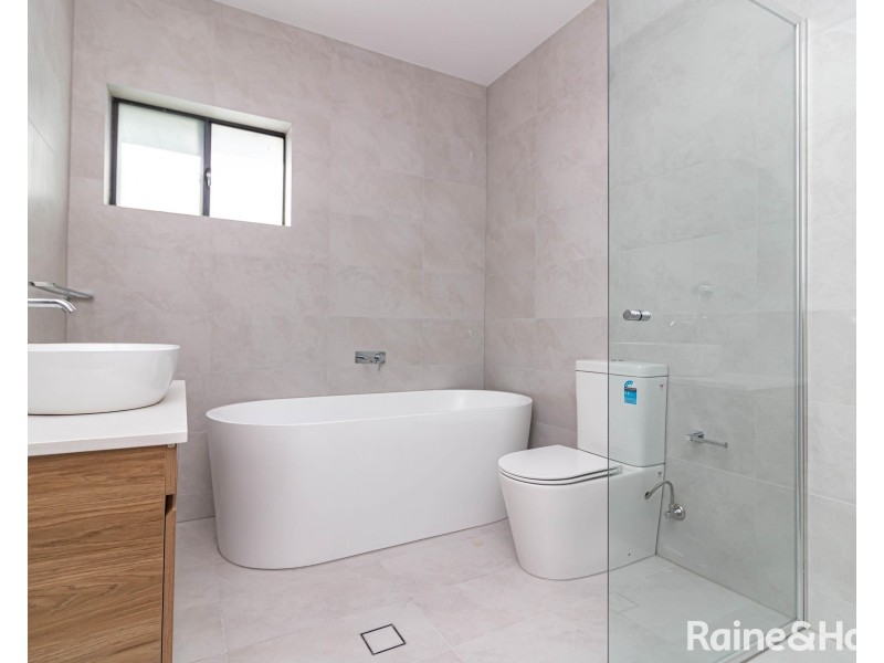 32 Lower Mount Street, Wentworthville NSW 2145