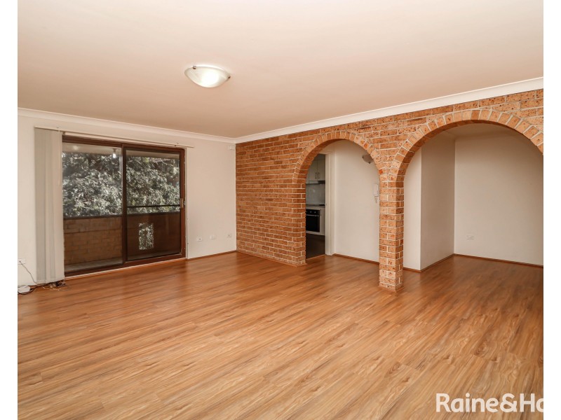 8/28 Caroline Street, Westmead NSW 2145