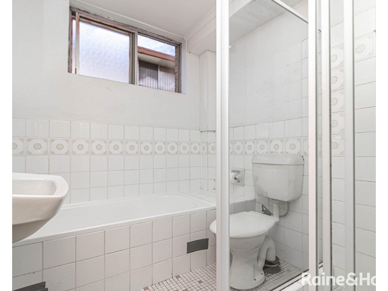 4/64 Hamilton Road, Fairfield NSW 2165