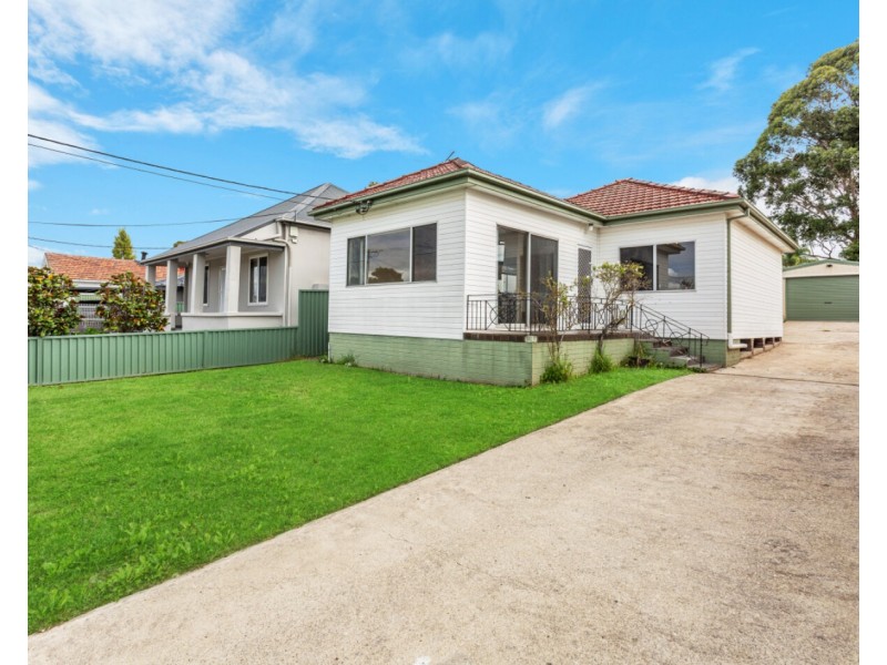 16 Gordon Avenue, South Granville NSW 2142