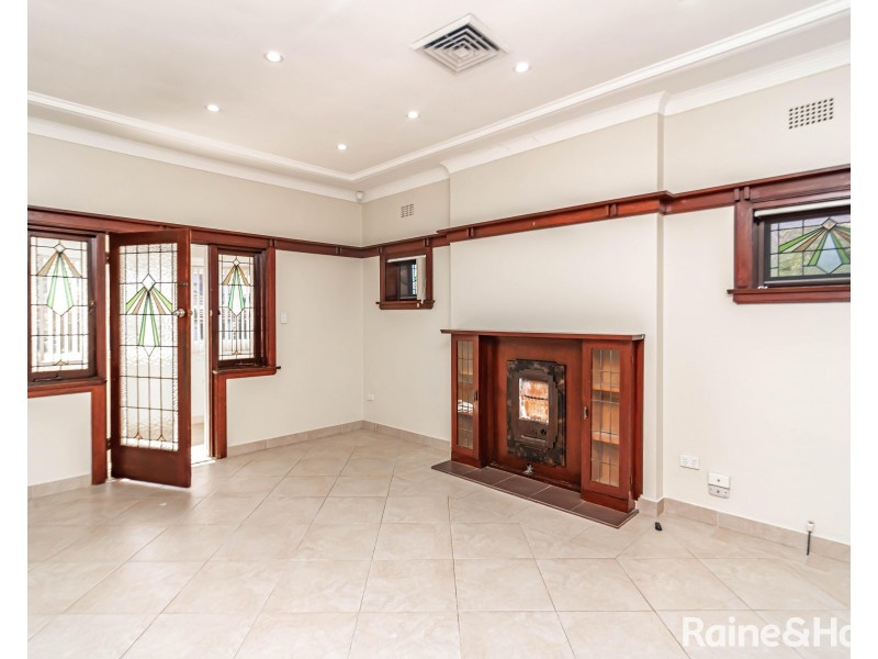 26 Albion Avenue, Merrylands NSW 2160