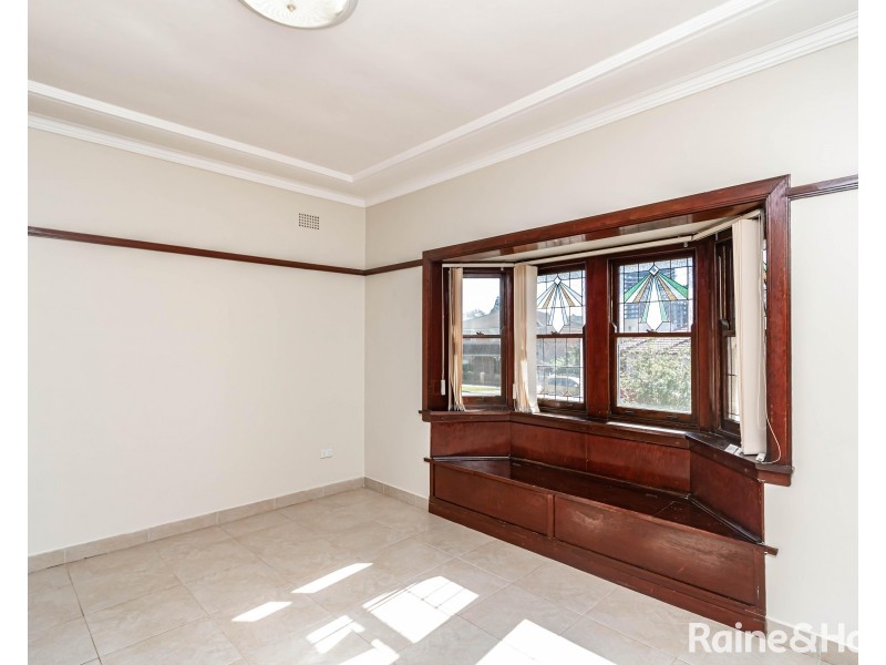 26 Albion Avenue, Merrylands NSW 2160