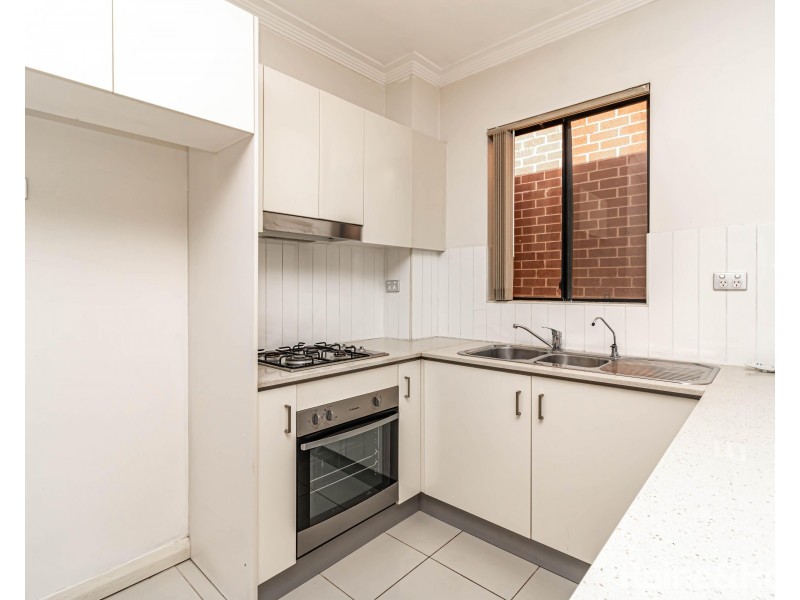 24/6-18 Redbank Road, Northmead NSW 2152