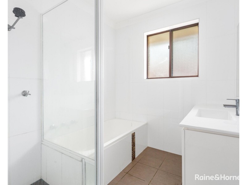 8/28 Caroline Street, Westmead NSW 2145