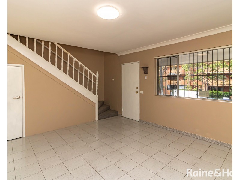 1/15 Wigram Street, Harris Park NSW 2150