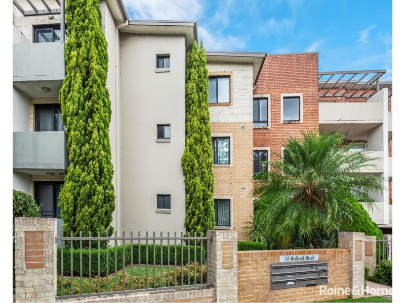 24/6-18 Redbank Road, Northmead NSW 2152