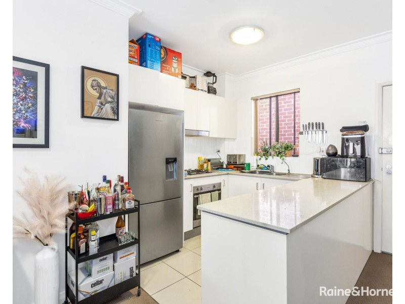 24/6-18 Redbank Road, Northmead NSW 2152