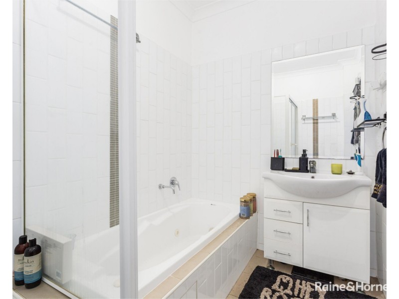 24/6-18 Redbank Road, Northmead NSW 2152