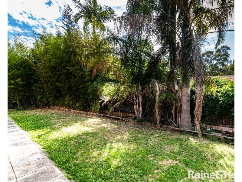 28 Bangalla Avenue, Chipping Norton NSW 2170