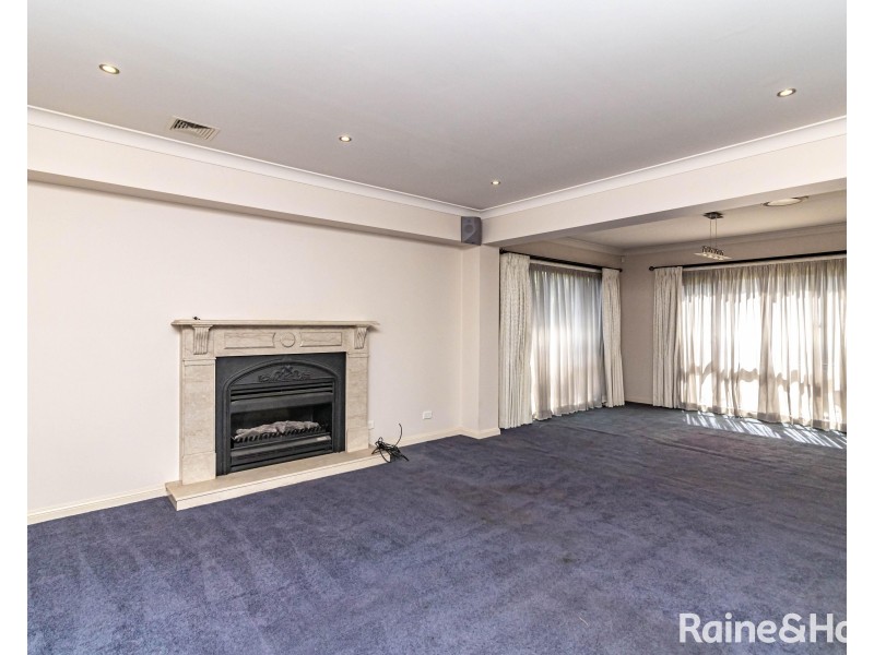 28 Bangalla Avenue, Chipping Norton NSW 2170