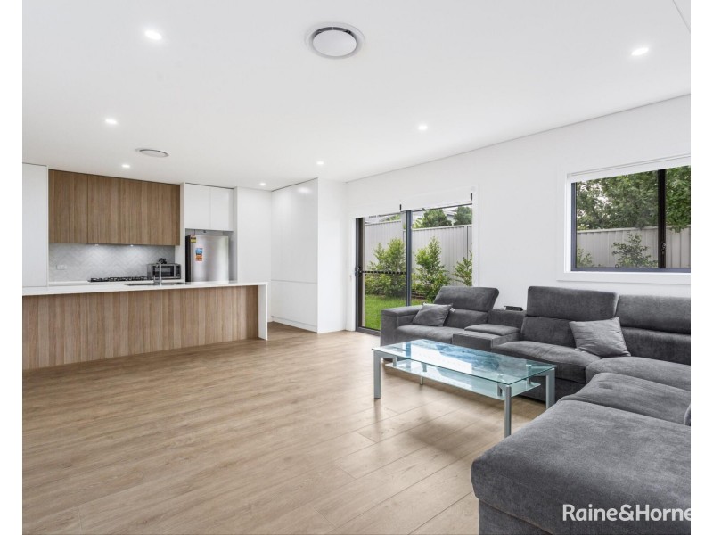 32A Lower Mount Street, Wentworthville NSW 2145