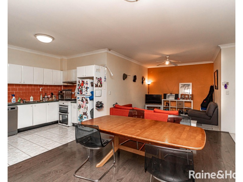 8/15-17 Thomas May Place, Westmead NSW 2145